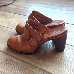 Born Leather Mules size 8